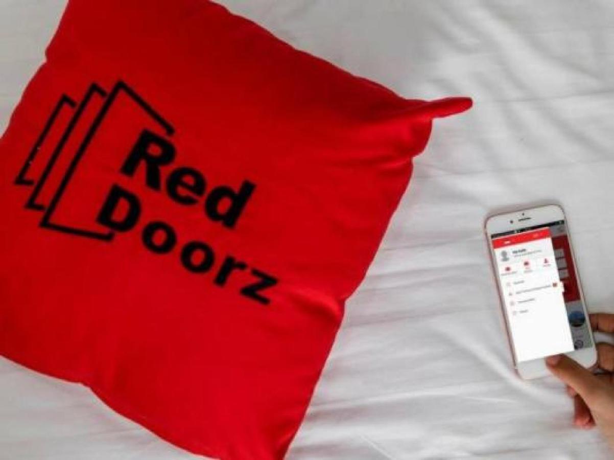 Reddoorz Plus @ Surapati 2 Бандунг Екстер'єр фото